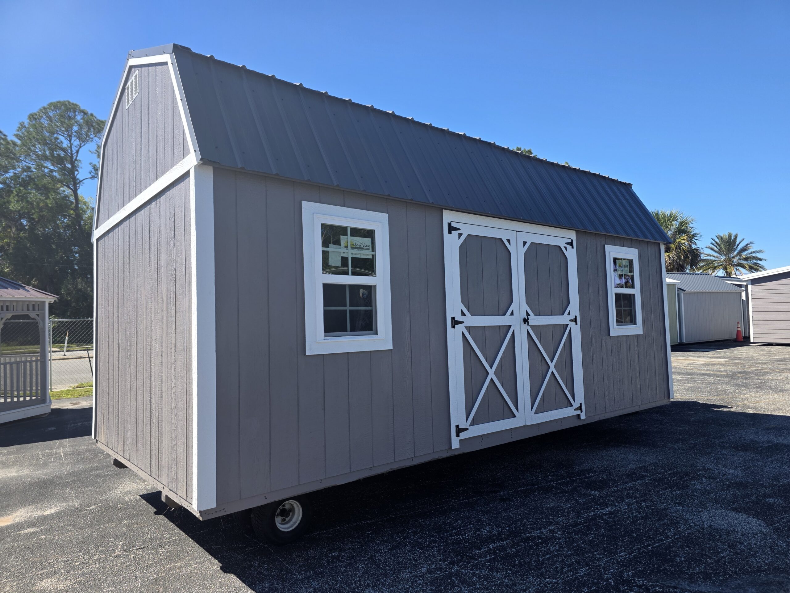 Side Lofted Barn 10x20